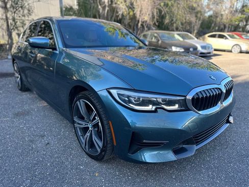 Used 2021 BMW 330i Sedan w/ Premium Package image 2