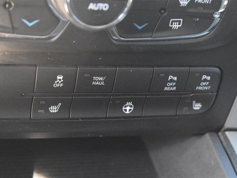 Used 2018 RAM 1500 Big Horn image 31