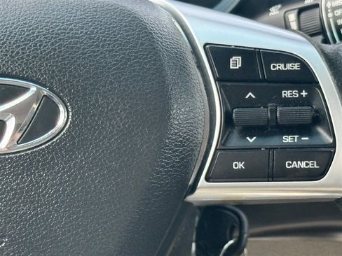 Used 2019 Hyundai Sonata SE FWD image 12