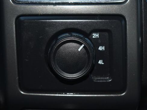 Used 2018 Ford F150 XLT w/ Equipment Group 302A Luxury image 23