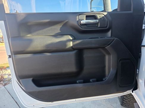 Used 2024 GMC Sierra 2500 Pro w/ Convenience Package image 37