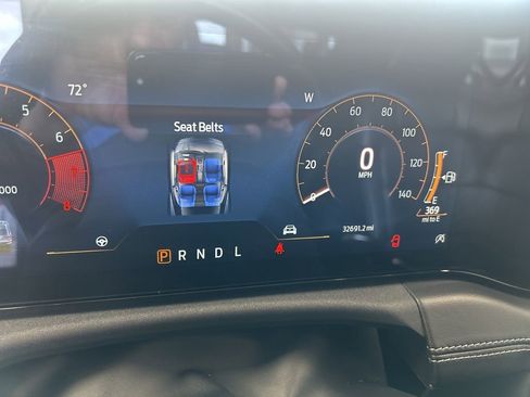 Used 2024 Ford Mustang Premium image 3