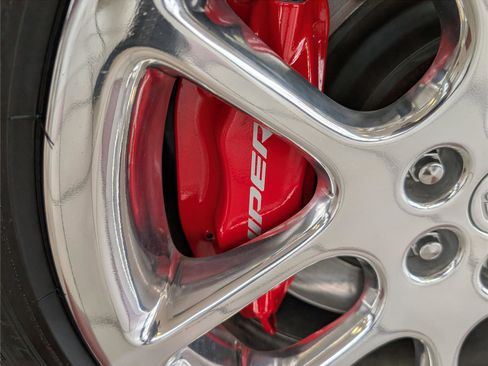 Used 2005 Dodge Viper SRT-10 RWD image 9