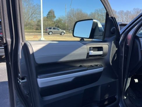 Used 2020 Toyota Tundra Limited w/ Limited Premium Package image 7