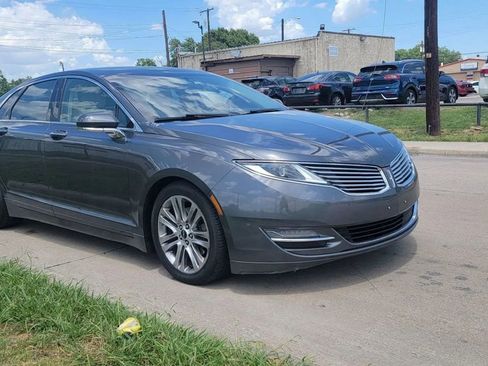 Used 2016 Lincoln MKZ Sedan 4D w/ Equipment Group 300A Reserve image 3