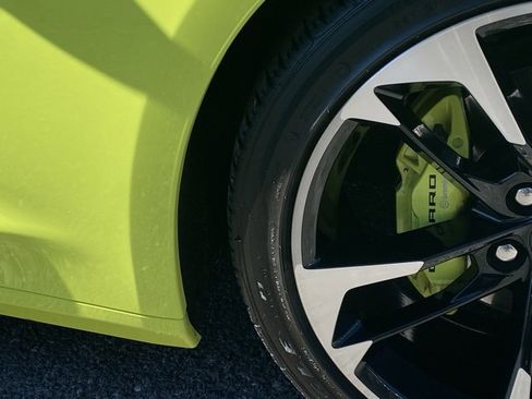 Used 2021 Chevrolet Camaro LT image 13