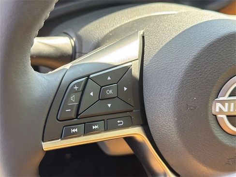 New 2025 Nissan Sentra SV w/ SV Premium Package image 27