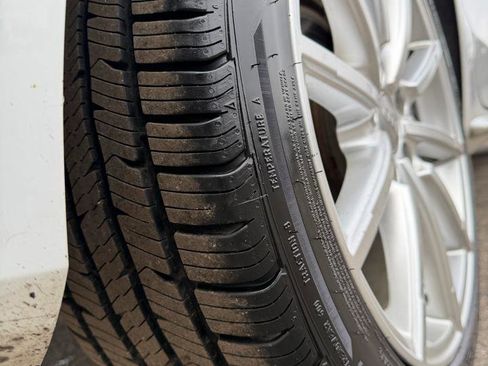 Used 2016 Audi A4 2.0T Premium Plus image 14