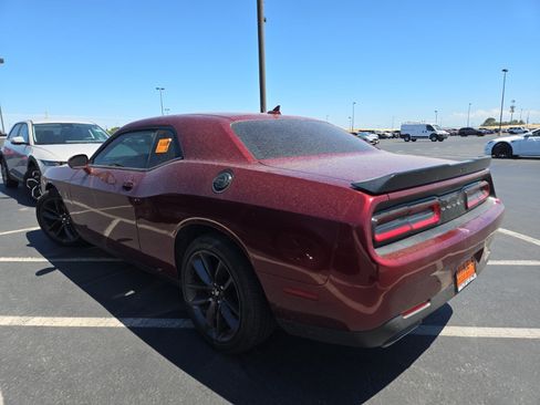 Used 2019 Dodge Challenger R/T Scat Pack RWD image 6
