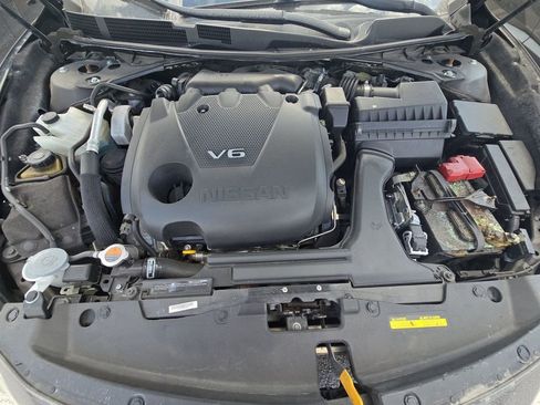 Used 2016 Nissan Maxima 3.5 SL w/ Interior Lighting Package image 8
