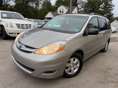 Used 2009 Toyota Sienna CE