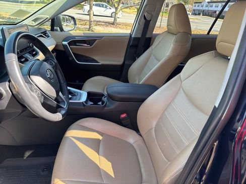 Used 2020 Toyota RAV4 Limited w/ Limited Grade Weather Package image 19