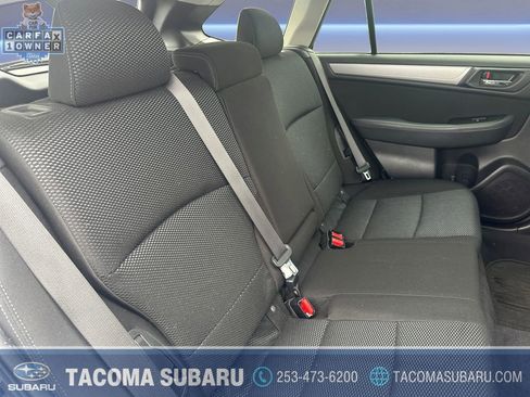 Used 2018 Subaru Outback 2.5i Premium image 19