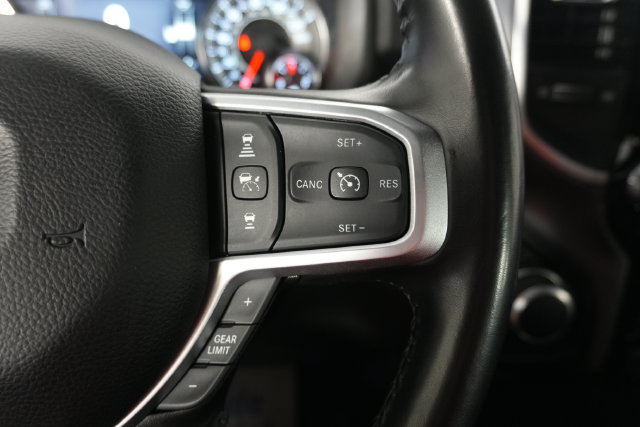 Used 2024 RAM 2500 Big Horn w/ Night Edition AWD/4WD image 17