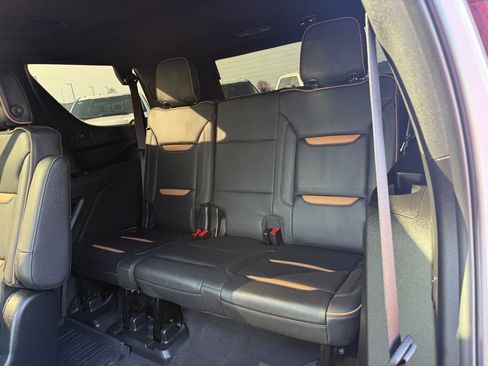 Used 2023 GMC Yukon AT4 w/ Technology Package image 11