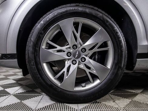 Used 2022 Genesis GV70 3.5T Sport image 38