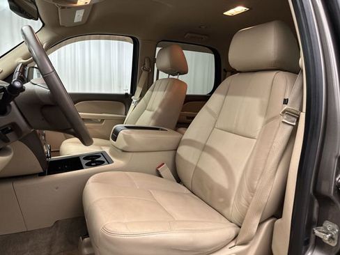 Used 2013 Chevrolet Tahoe LT w/ All-Star Edition AWD/4WD image 16