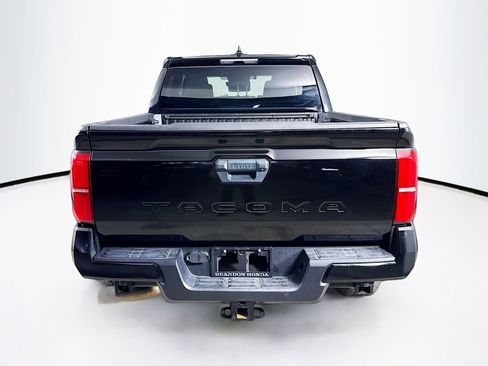 Used 2024 Toyota Tacoma TRD Off-Road image 30