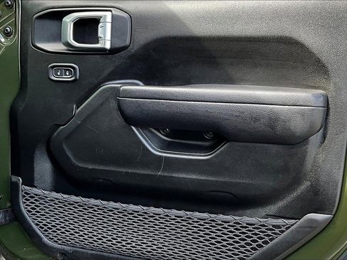 Used 2022 Jeep Gladiator Rubicon w/ Trailer Tow Package image 19