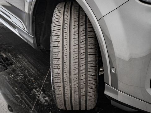 Certified 2025 Audi Q7 2.0T Premium Plus w/ Premium Plus Package image 37