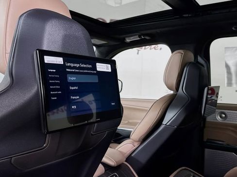 New 2025 Lincoln Navigator L Black Label image 27