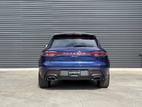 Certified 2026 Porsche Macan AWD/4WD image 6