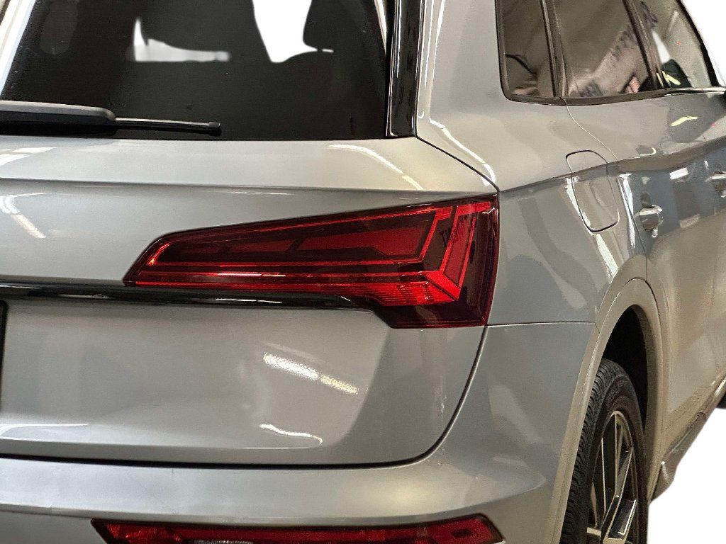 Used 2023 Audi SQ5 Premium Plus w/ Premium Plus Package AWD/4WD image 29