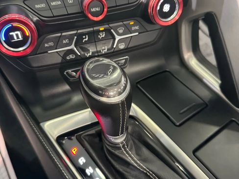 Used 2017 Chevrolet Corvette Stingray Convertible w/ Battery Protection Package image 23