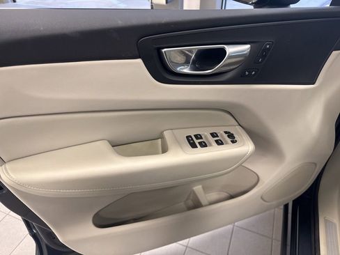 New 2025 Volvo XC60 B5 Plus w/ Protection Package Premier image 11