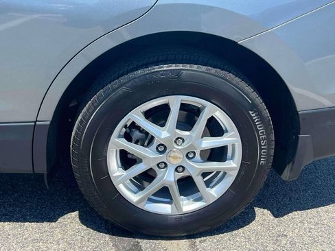 Used 2024 Chevrolet Equinox LT AWD/4WD image 9