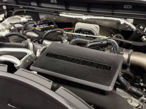 Used 2024 GMC Sierra 3500 Denali Ultimate image 15