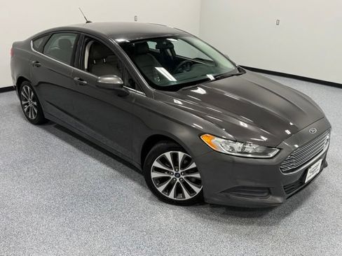 Used 2016 Ford Fusion S FWD image 32