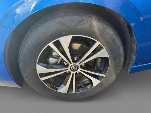 Used 2023 Nissan Sentra SV image 9