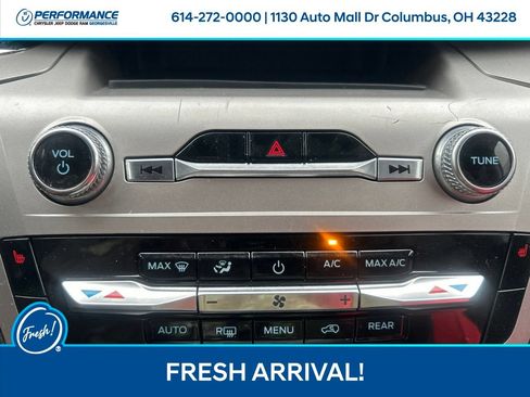 Used 2022 Ford Explorer XLT AWD/4WD image 24