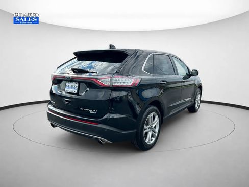 Used 2018 Ford Edge Titanium w/ Technology Package AWD/4WD image 7