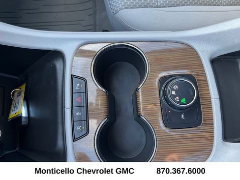 Used 2022 GMC Acadia SLE AWD/4WD image 20