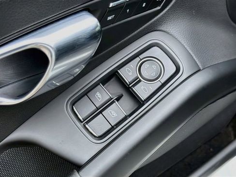 Used 2017 Porsche 718 Boxster RWD image 20