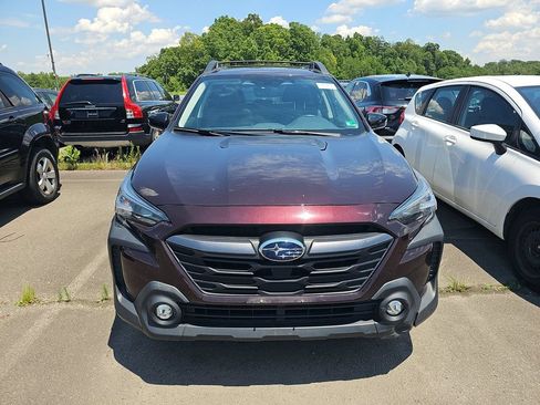 Used 2024 Subaru Outback Limited XT AWD/4WD image 2
