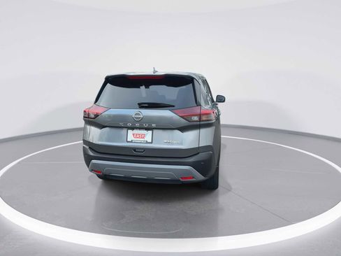 Used 2022 Nissan Rogue SV image 7