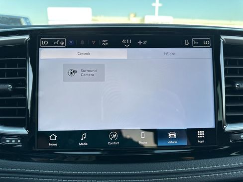 New 2026 Chrysler Pacifica Select AWD/4WD image 39