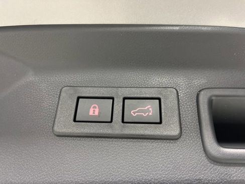 Used 2026 Subaru Forester Premium image 36