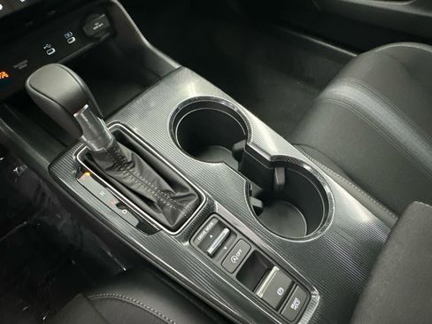 Used 2025 Honda Civic Sport image 26
