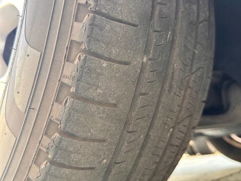 Used 2015 Porsche Cayenne Diesel AWD/4WD image 40