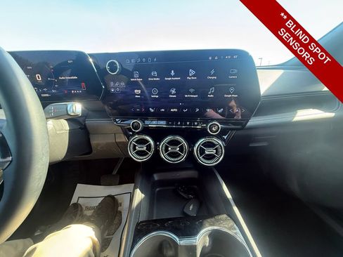 Used 2024 Chevrolet Blazer EV LT AWD/4WD image 24