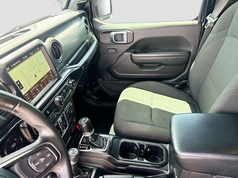 Used 2022 Jeep Wrangler Unlimited Sport w/ Sun And Sound Package AWD/4WD image 26