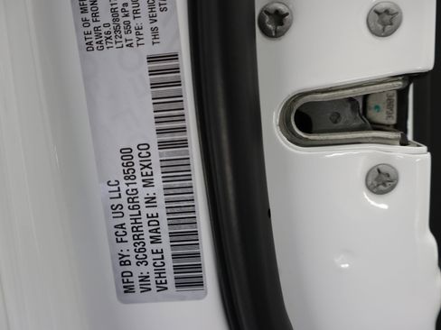 Used 2024 RAM 3500 Big Horn w/ Sport Appearance Package image 71