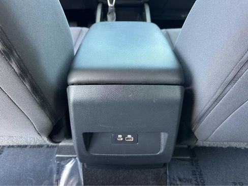 Used 2022 Nissan Frontier S w/ Technology Package RWD image 17