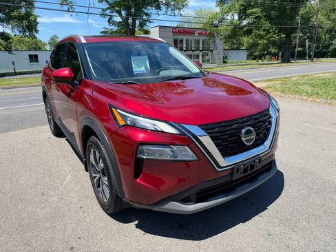 Used 2021 Nissan Rogue SV w/ Premium Package AWD/4WD image 3