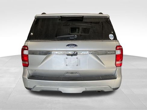 Used 2018 Ford Expedition Max XLT w/ Equipment Group 202A image 6