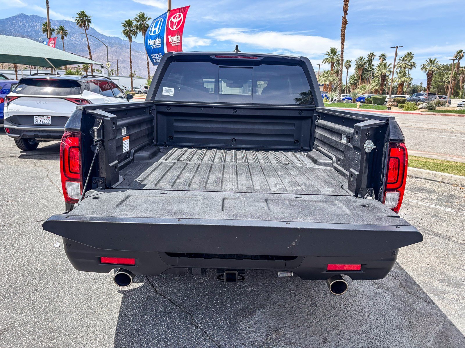 Certified 2025 Honda Ridgeline Black Edition image 14